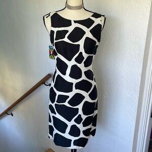 Talbot’s  All Silk Black and‎ White Sleeveless Giraffe Print Dress